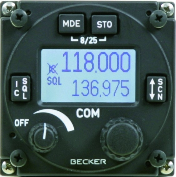 Becker Avionics Sprechfunkgerät AR 6211