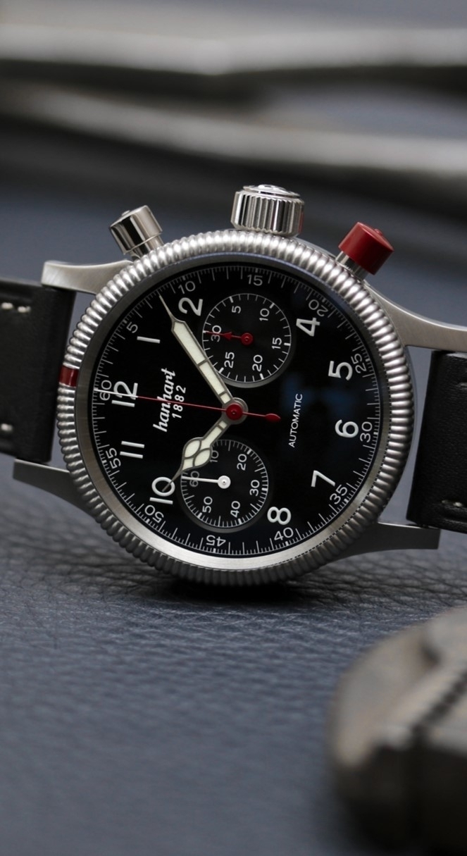 Hanhart Chronograph Pioneer Mk 2, Zifferblatt schwarz