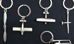 Schlüsselanhänger & Schlüsselbänder